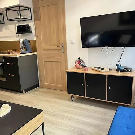 - New - Le Cherblue - Wifi / Netflix